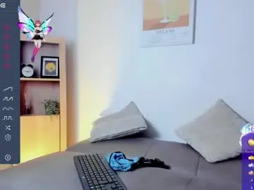 Chaturbate Watch Live Sex Cams of bloom_apple