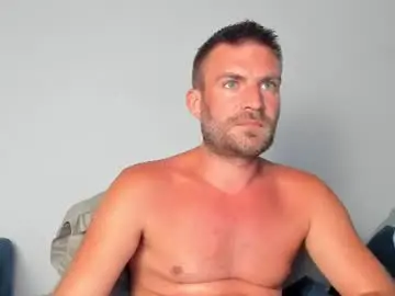 Chaturbate Free Porn Cam of 10in_deluxe