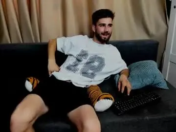 Chaturbate Sex Cam of kyloeast