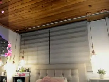 Chaturbate Adult Webcams of cristal__hot_1