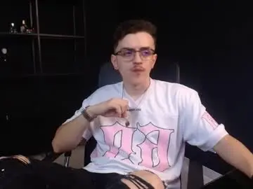 Chaturbate Sex Cam of felixstark