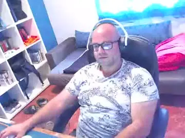 Chaturbate Best live sex cam show of ravingr3d3