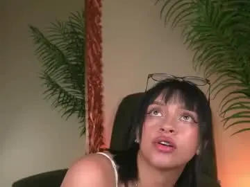 Chaturbate Live Sex Cam of kloe_meow