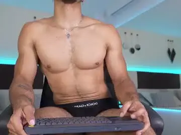 Chaturbate Watch Live Sex Cams of danteestone