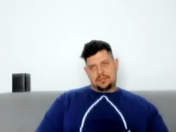 Chaturbate Best Webcam of famousboy1