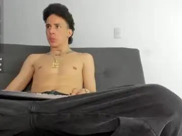 Chaturbate Live Sex Cam of maxxx_bigcock