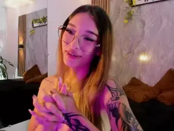 Chaturbate Best live sex cam show of melodylanee