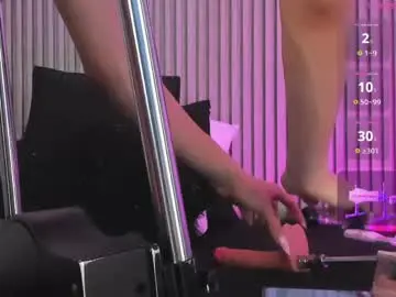 Chaturbate Live Sex Cam of ash_valentine