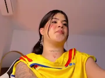 Chaturbate Free Porn Cam of goddess_ariluz