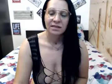 Chaturbate Live Porn of meaowmela