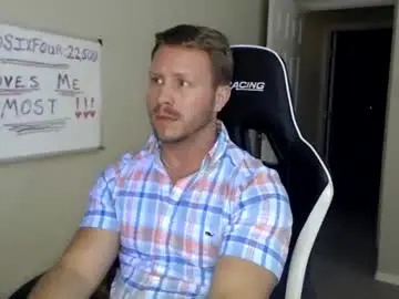 Chaturbate Live Sex Cam of player2pawns