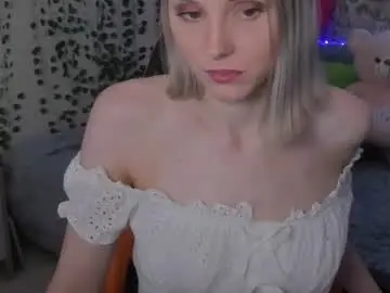 Chaturbate Sex Cam of gina_lovelyy
