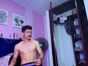 Chaturbate Free Live Porn of taylor_stele