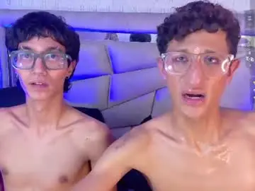 Chaturbate Live Sex of yen_and_dko