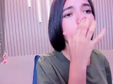 Chaturbate Free Live Porn of emma_doll7