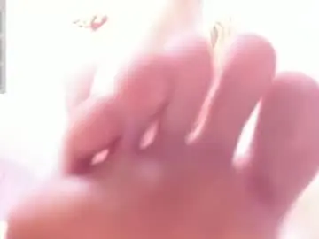 Chaturbate Adult Video Chat of evelinawindsor
