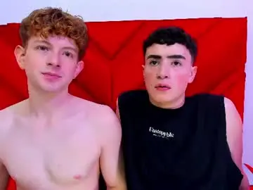 Chaturbate Sex Cam of chris18red