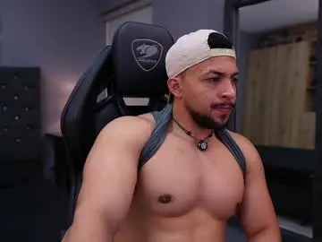Chaturbate Sex Chat of loganmartinx