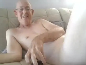 Chaturbate Live Sex Cam of largerthan