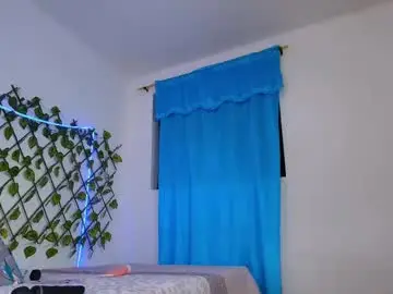 Chaturbate Nude Webcam of mahia_wilson
