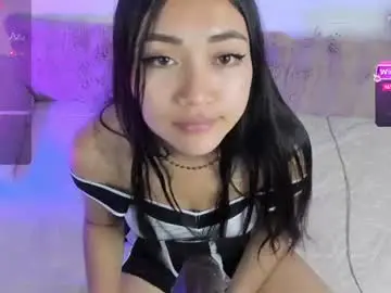 Chaturbate Sex Chat of pauline_golden1