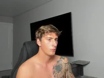 Chaturbate Adult Video Chat of krishort