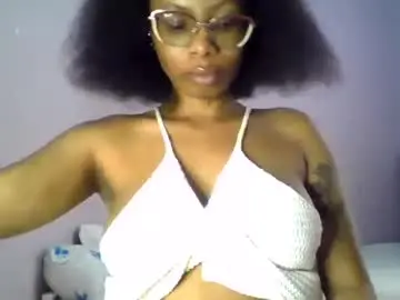 Chaturbate Best live sex cam show of lola_coco