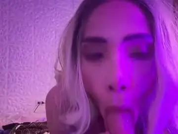 Chaturbate Live Sex Cam of miss_sugar20