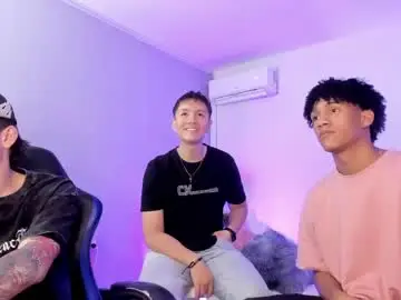 Chaturbate Sex Cam of handsomeboys19