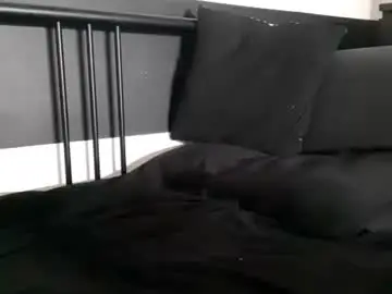 Chaturbate Live Sex of apollobest77