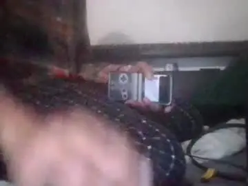 Chaturbate Live Sex Cam of carvelj