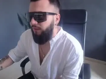 Chaturbate Live Porn of oscarwills