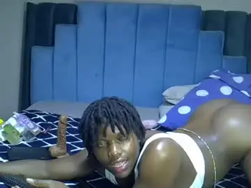 Chaturbate Best live sex cam show of melanin_moon