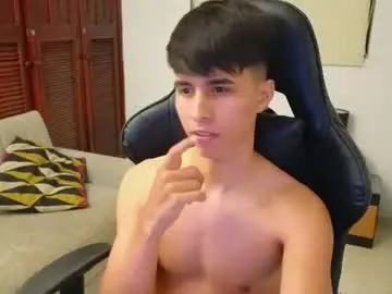 Chaturbate Live Sex Cam of carl_dixon