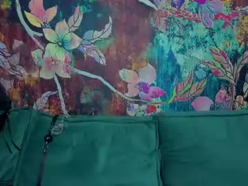 Chaturbate Live Sex Cam of roseblooom