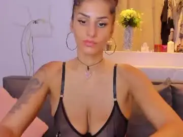 Chaturbate Best live sex cam show of alphaqueenx