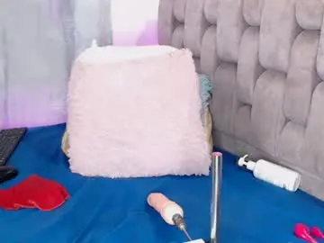 Chaturbate Watch Live Sex Cams of andrea_bigtits69