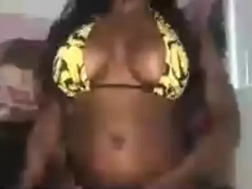 Chaturbate Live Sex of starjewelsxo12