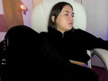 Chaturbate Adult Video Chat of mia_nevaeh