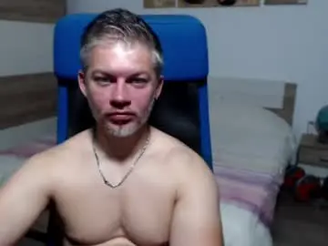 Chaturbate Free Porn Cam of robbyshawz