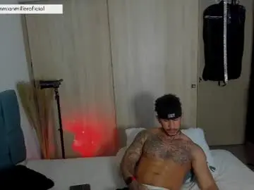 Chaturbate Nude Webcam of dammianmilleroficial