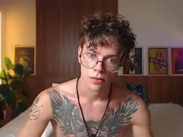 Chaturbate Free Porn Cam of william_henry_a