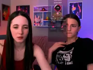 Chaturbate Live Porn of caroline_honeyy