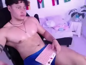 Chaturbate Best live sex cam show of fucking_bear_