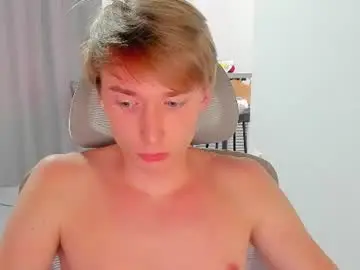 Chaturbate Live Sex Cam of vibemygirl