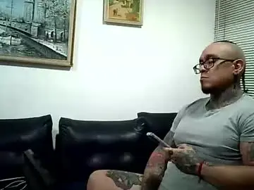 Chaturbate Adult Webcam of ayrton_naffah2