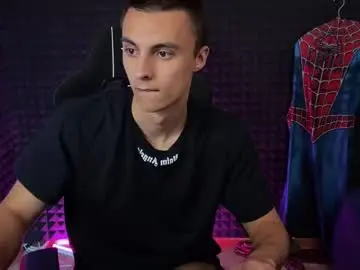Chaturbate Free Live Porn of hols_20