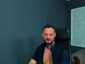 Chaturbate Free Porn Cam of brianhunts