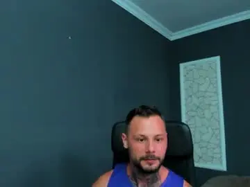 Chaturbate Live Sex Cam of brianhunts