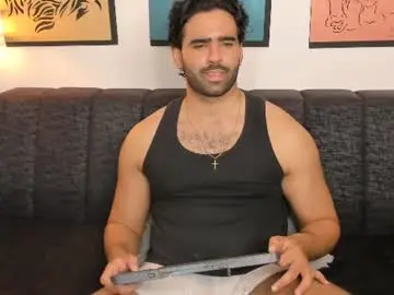 Chaturbate Watch Live Sex Cams of bradleymartin7